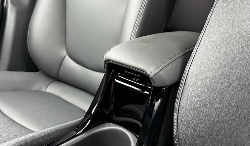 New 2025 Toyota Corolla Cross XLE full
