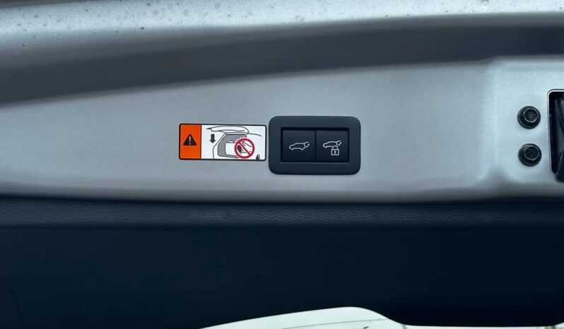 New 2025 Toyota Corolla Cross XLE full