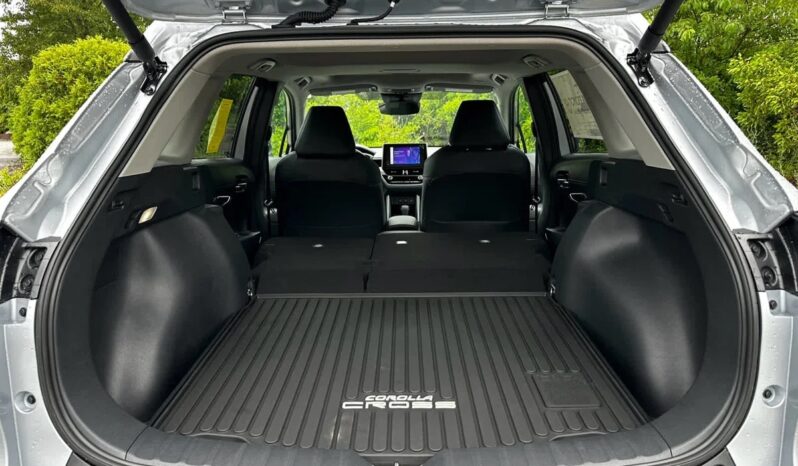 New 2025 Toyota Corolla Cross XLE full