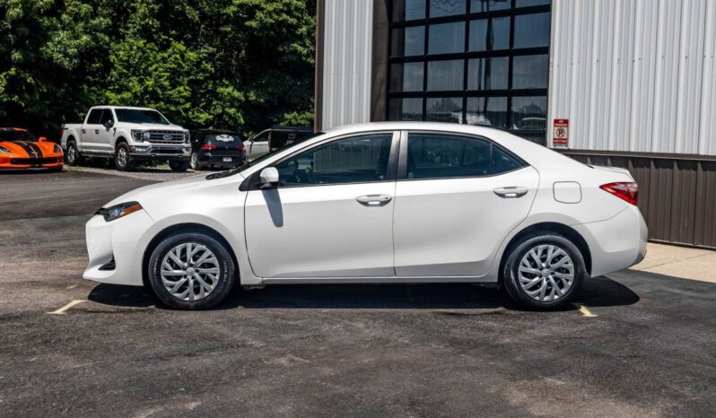 2017 Toyota Corolla LE full
