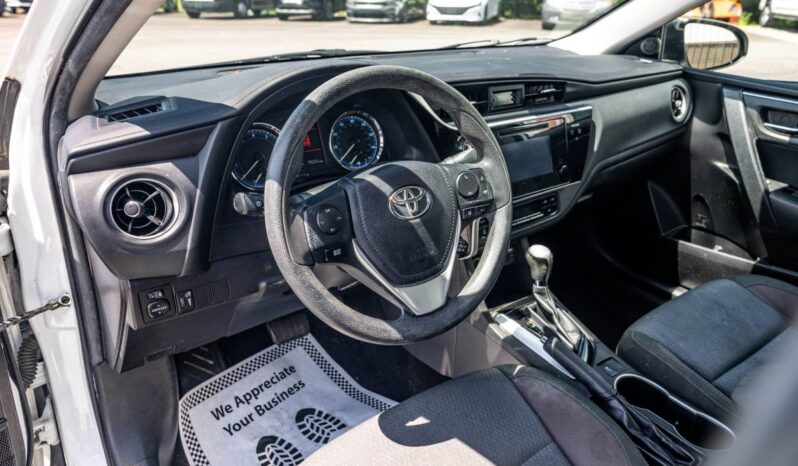 2017 Toyota Corolla LE full