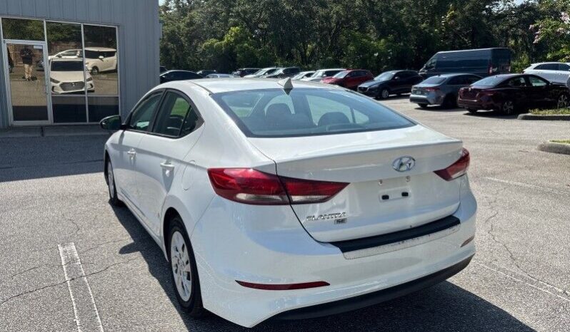 2017 Hyundai Elantra SE FWD full