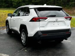2021 Toyota RAV4 LE full