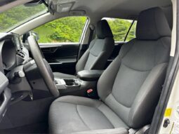 2021 Toyota RAV4 LE full
