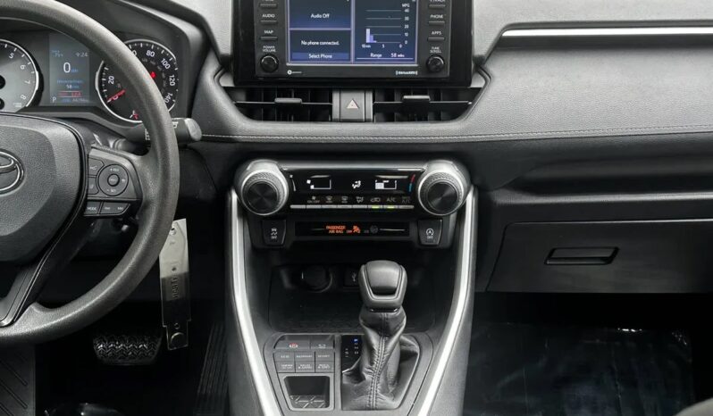 2021 Toyota RAV4 LE full