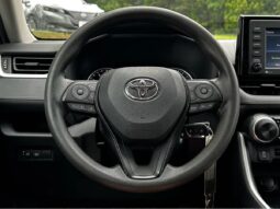 2021 Toyota RAV4 LE full