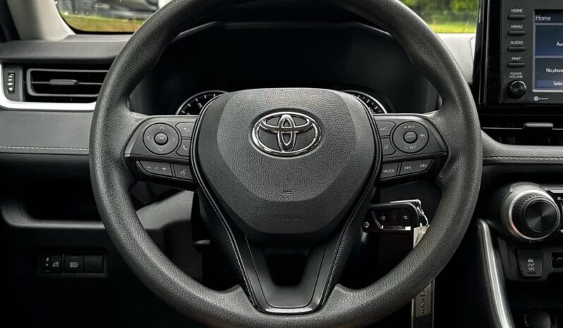 2021 Toyota RAV4 LE full