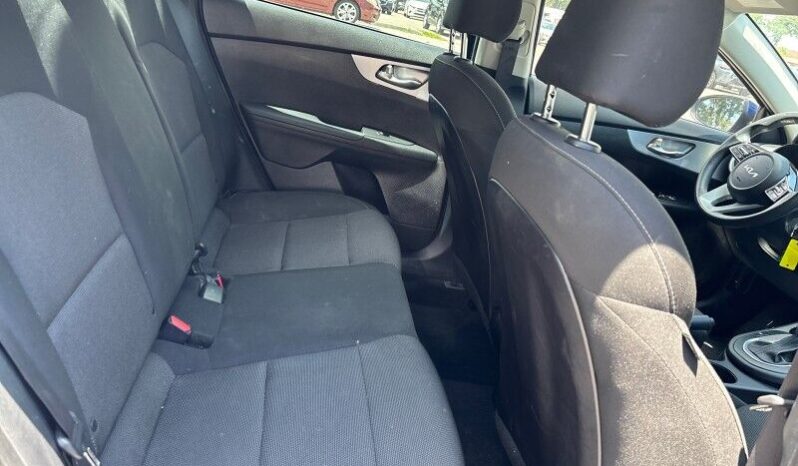 2022 Kia Forte LXS full