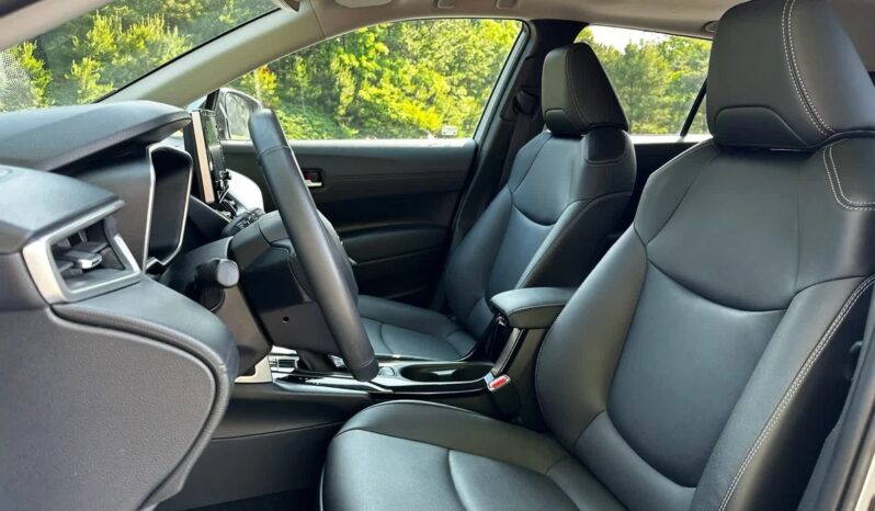 2022 Toyota Corolla Cross XLE full