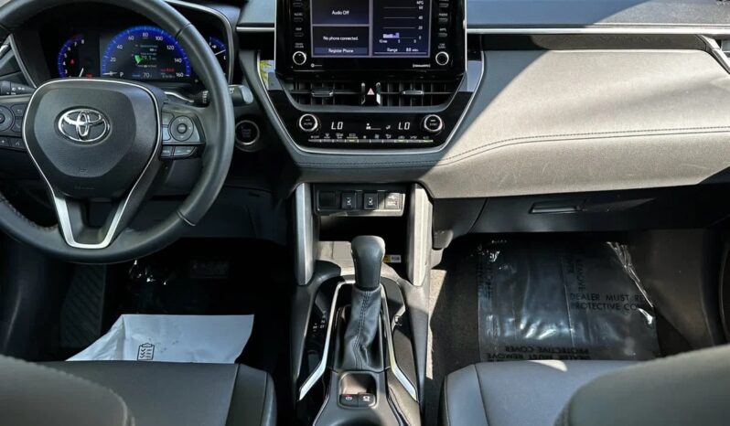 2022 Toyota Corolla Cross XLE full