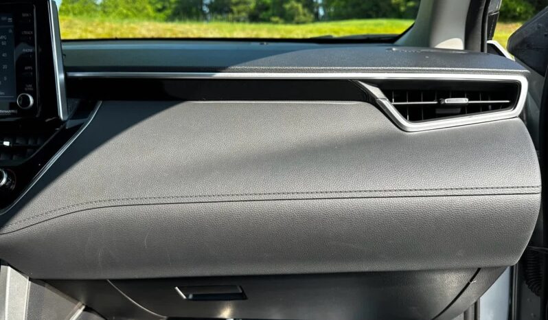 2022 Toyota Corolla Cross XLE full