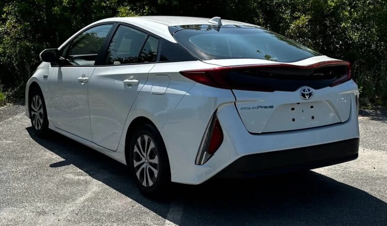 2022 Toyota Prius Prime LE full