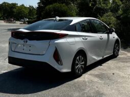 2022 Toyota Prius Prime LE full