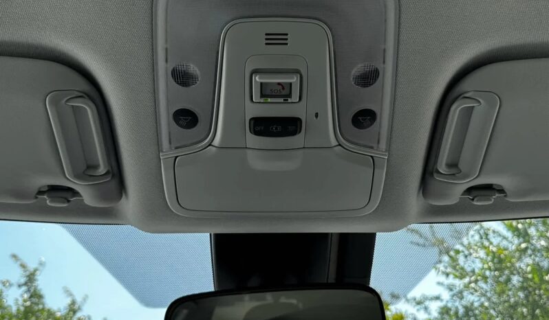 2022 Toyota Prius Prime LE full