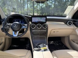 2022 Mercedes-Benz GLC 300 full