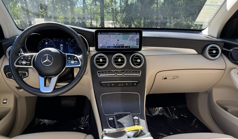 2022 Mercedes-Benz GLC 300 full