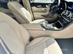 2022 Mercedes-Benz GLC 300 full
