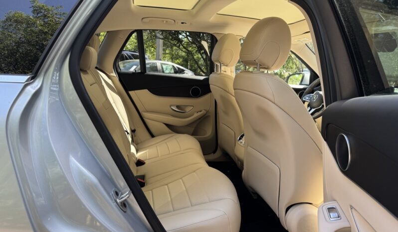2022 Mercedes-Benz GLC 300 full