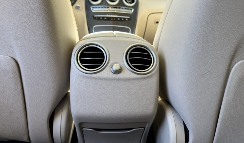 2022 Mercedes-Benz GLC 300 full