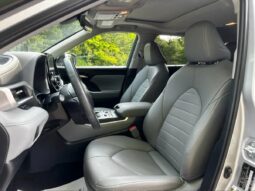 2023 Toyota Highlander XLE full
