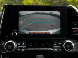 2023 Toyota Highlander XLE full