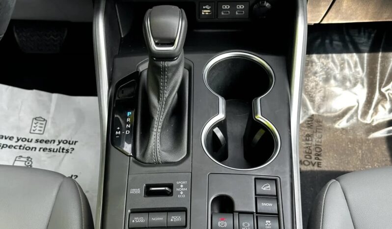 2023 Toyota Highlander XLE full