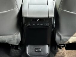 2023 Toyota Highlander XLE full
