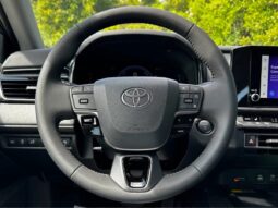 New 2025 Toyota Camry LE AWD Hybrid full