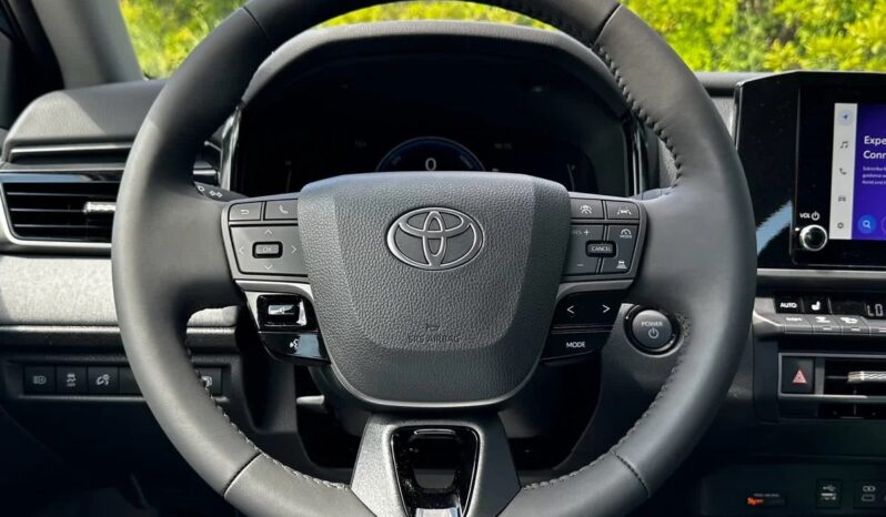 New 2025 Toyota Camry LE AWD Hybrid full
