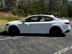 New 2025 Toyota Camry SE AWD Hybrid full