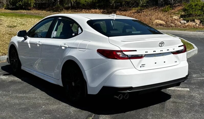 New 2025 Toyota Camry SE AWD Hybrid full