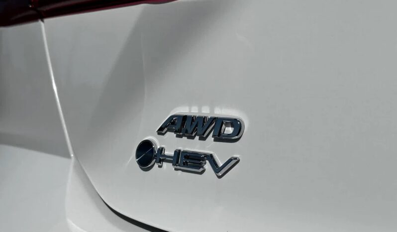 New 2025 Toyota Camry SE AWD Hybrid full