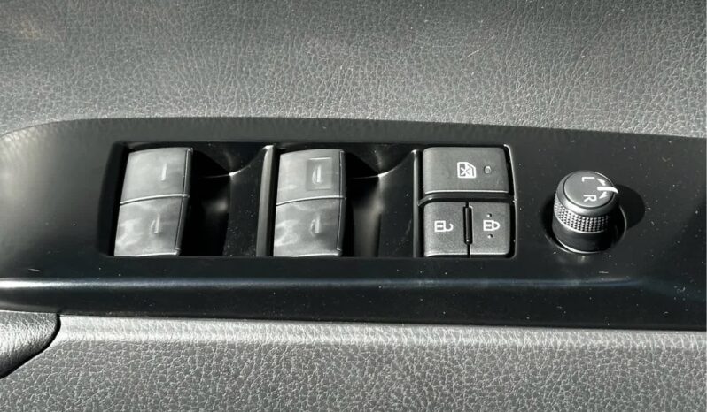New 2025 Toyota Camry SE AWD Hybrid full