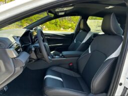 New 2025 Toyota Camry SE AWD Hybrid full