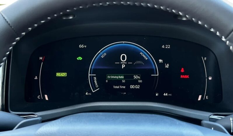 New 2025 Toyota Camry SE AWD Hybrid full