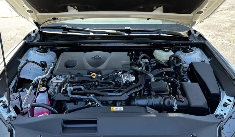 New 2025 Toyota Camry SE AWD Hybrid full