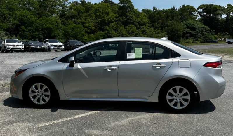 New 2025 Toyota Corolla LE full