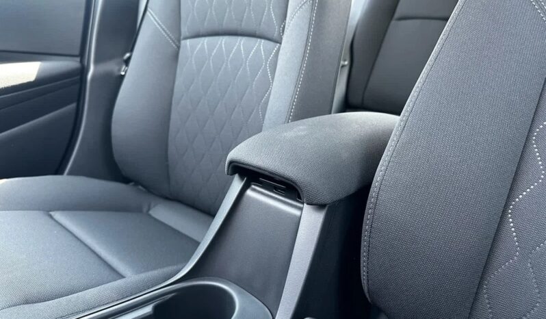 New 2025 Toyota Corolla LE full