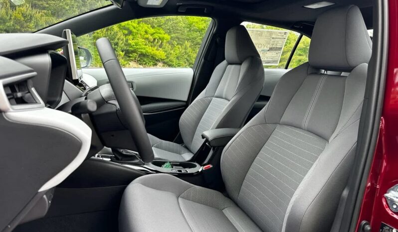 New 2025 Toyota Corolla SE FWD full