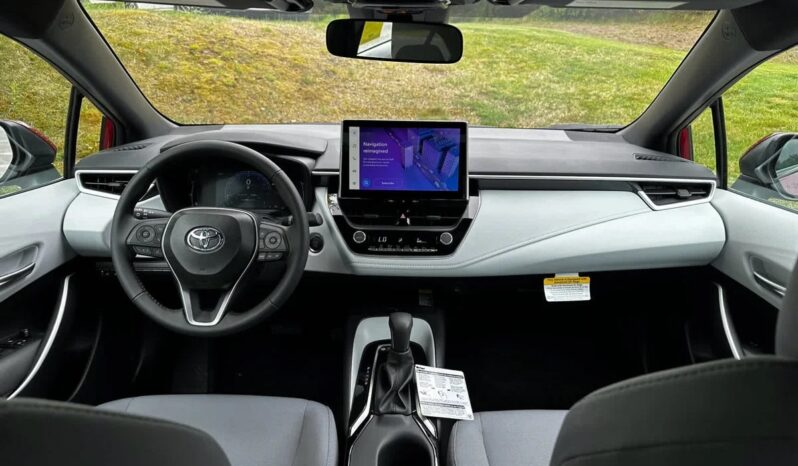 New 2025 Toyota Corolla SE FWD full