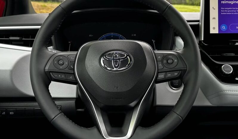 New 2025 Toyota Corolla SE FWD full