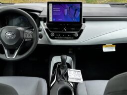 New 2025 Toyota Corolla SE FWD full