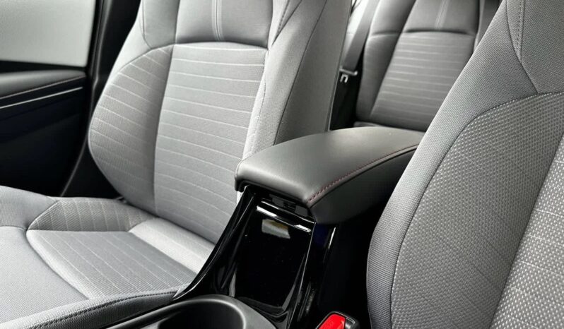 New 2025 Toyota Corolla SE FWD full