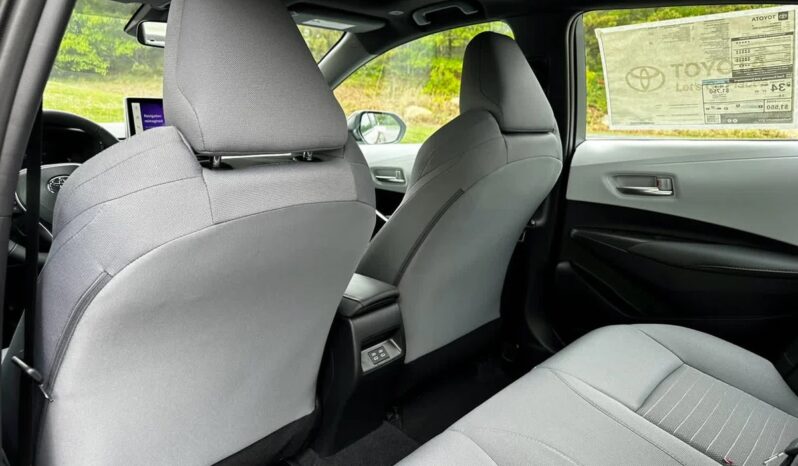 New 2025 Toyota Corolla SE FWD full