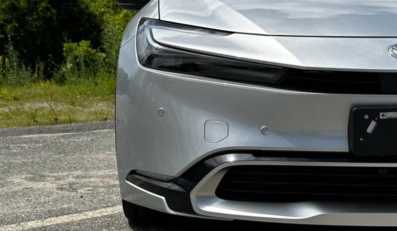 2025 Toyota Prius Plug-In XSE Hybrid full