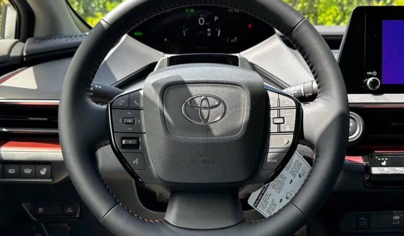 2025 Toyota Prius Plug-In XSE Hybrid full
