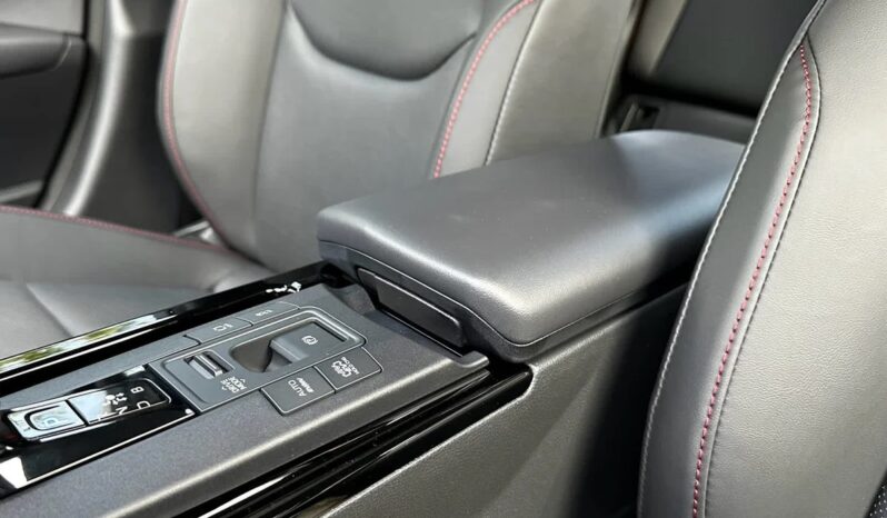 2025 Toyota Prius Plug-In XSE Hybrid full
