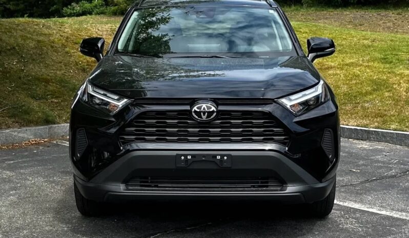 New 2025 Toyota RAV4 XLE AWD full