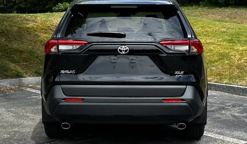 New 2025 Toyota RAV4 XLE AWD full