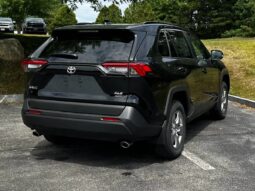 New 2025 Toyota RAV4 XLE AWD full